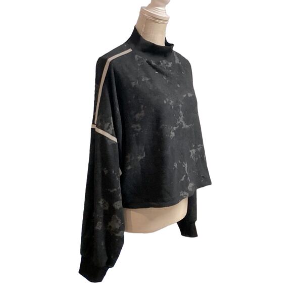 Nike Cropped Pullover - Picture 1 of 5